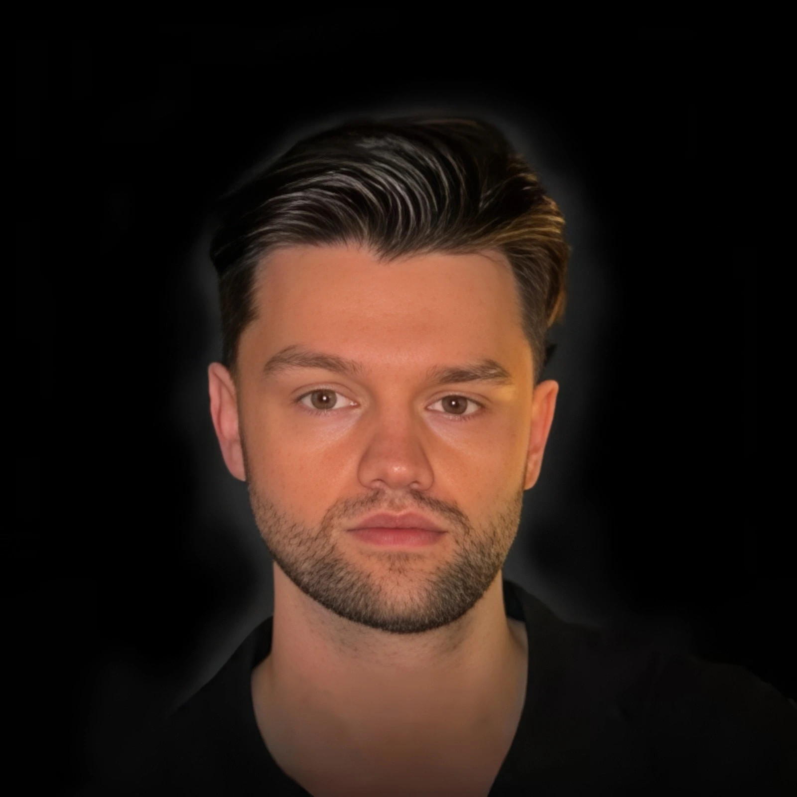 Linqa App:Portrait of Rafal Lojtek, CMO and Co-Founder of Linqa.